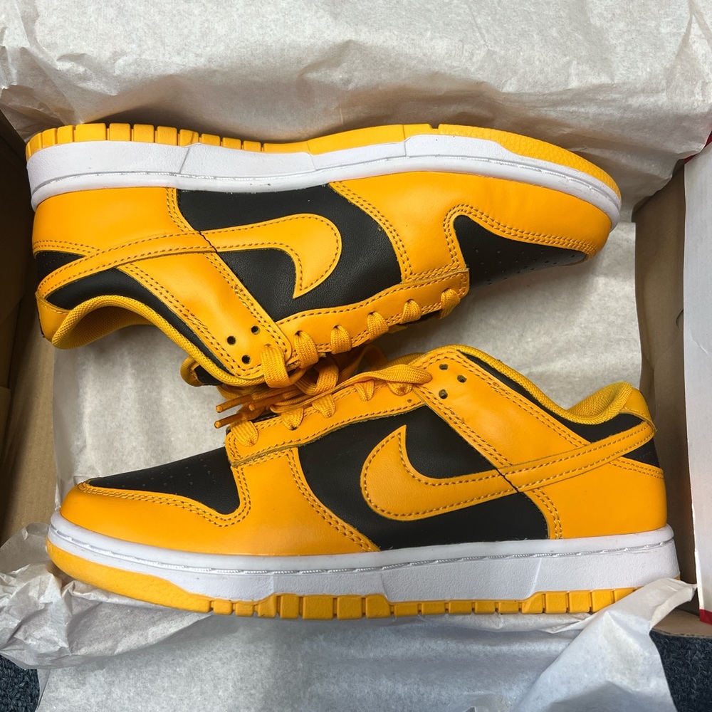 NIKE DUNK LOW RETRO - GOLDEN ROAD